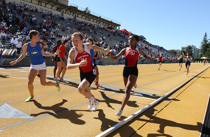 2010 NCS MOC-339.JPG - 2010 North Coast Section Meet of Champions, May 29, Edwards Stadium, Berkeley, CA.